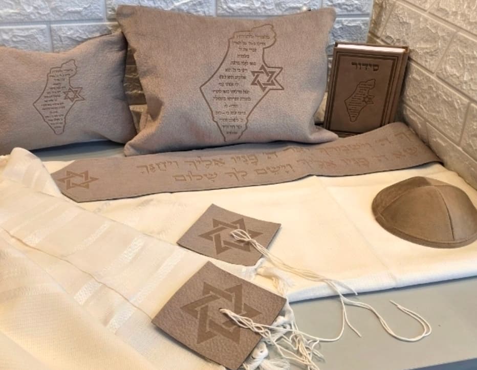 ערכת פרמיום לחתן - מזמור לתודה מפת ארץ ישראל חום עתיק 