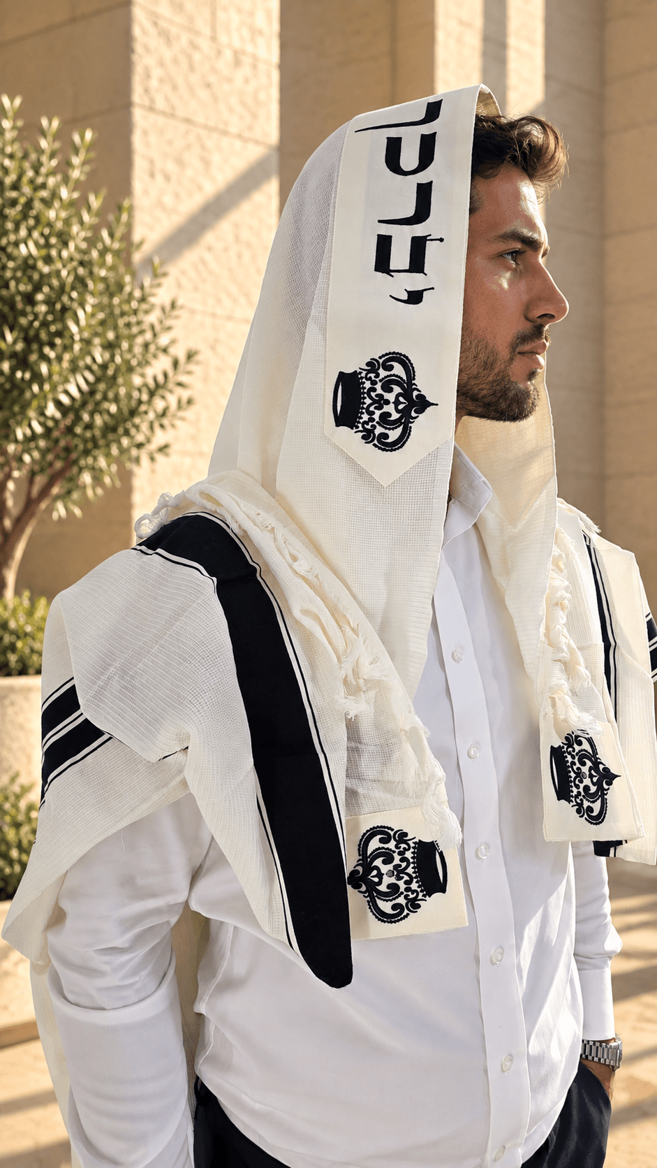 טלית עם עטרה בצבע שחור - ברכת הכהנים